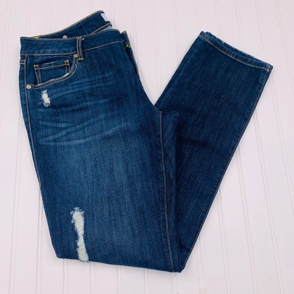 CAbi Women's Slim Boyfriend Distressed Jeans Sz 10 Mid Rise Stretch Denim #3045 - Picture 1 of 8